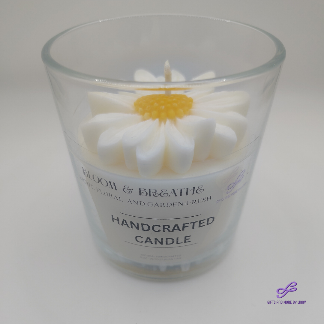 Daisy Daylight Handcrafted Candle 8oz Jar