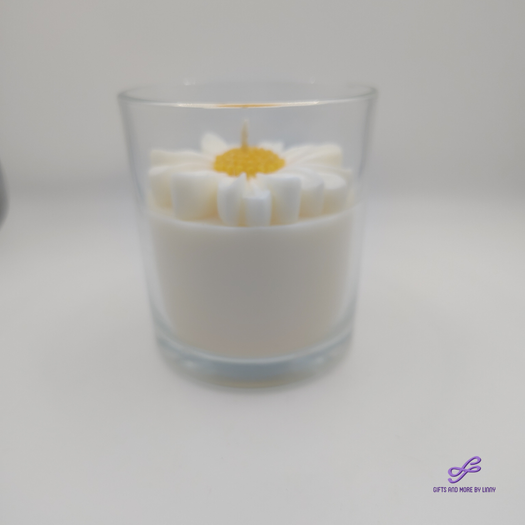 Daisy Daylight Handcrafted Candle 8oz Jar