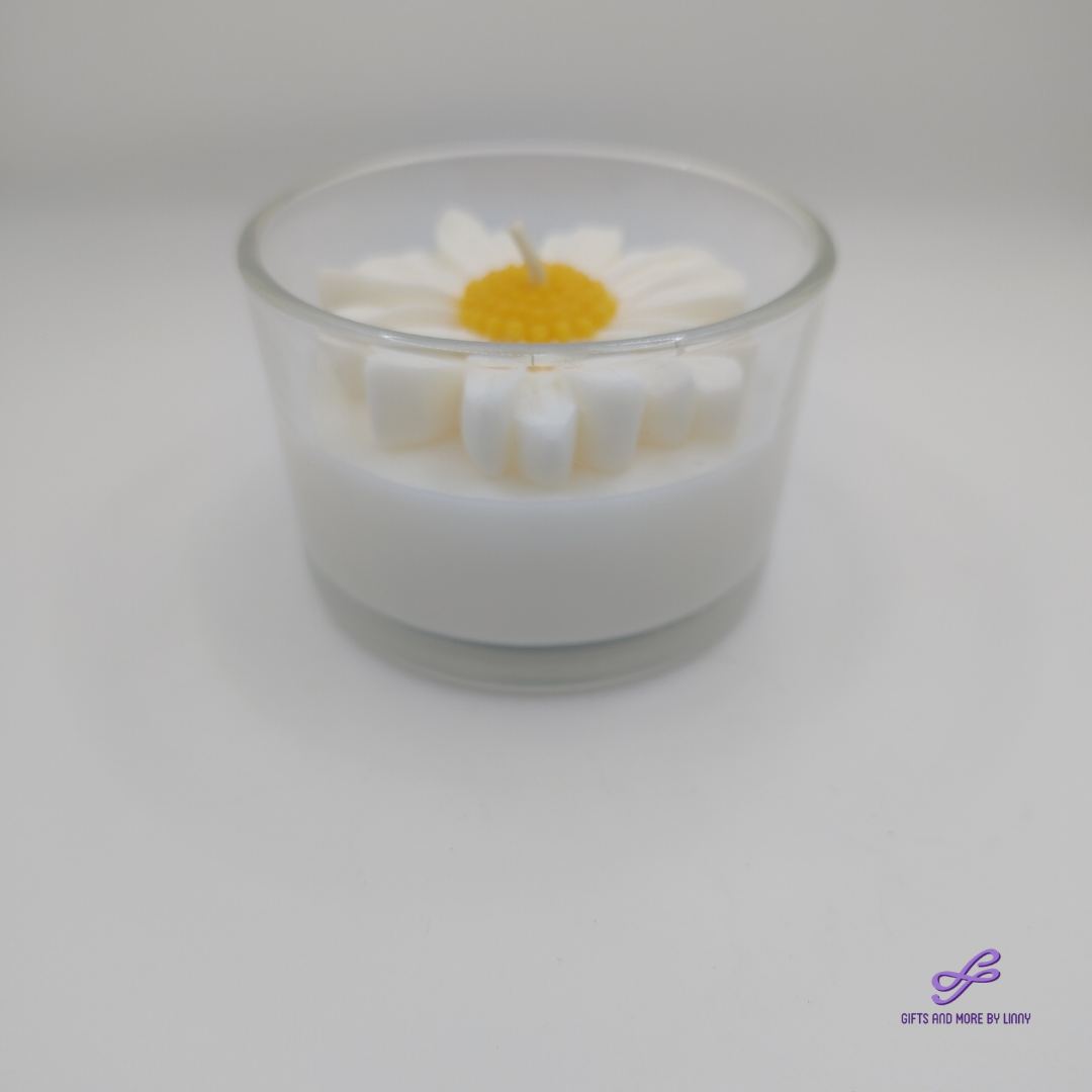 Daisy Daylight Handcrafted Candle 4oz Jar